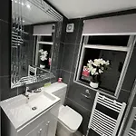 Helin's 3*
